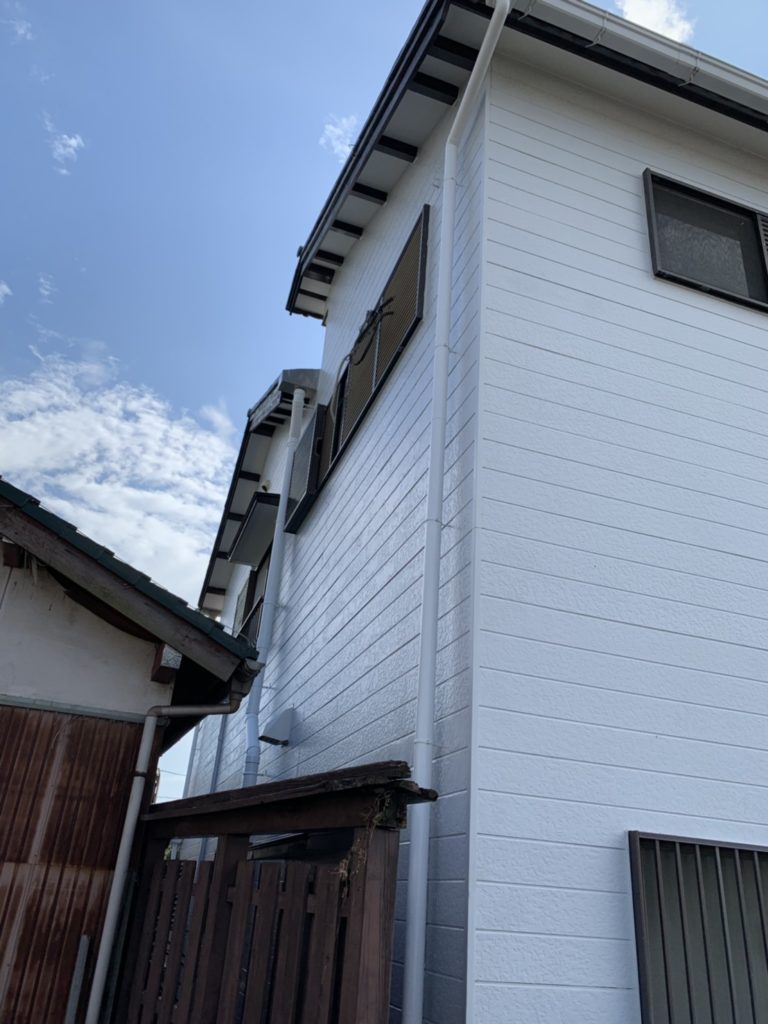 【AFTER】高浜店舗外壁一面塗装工事